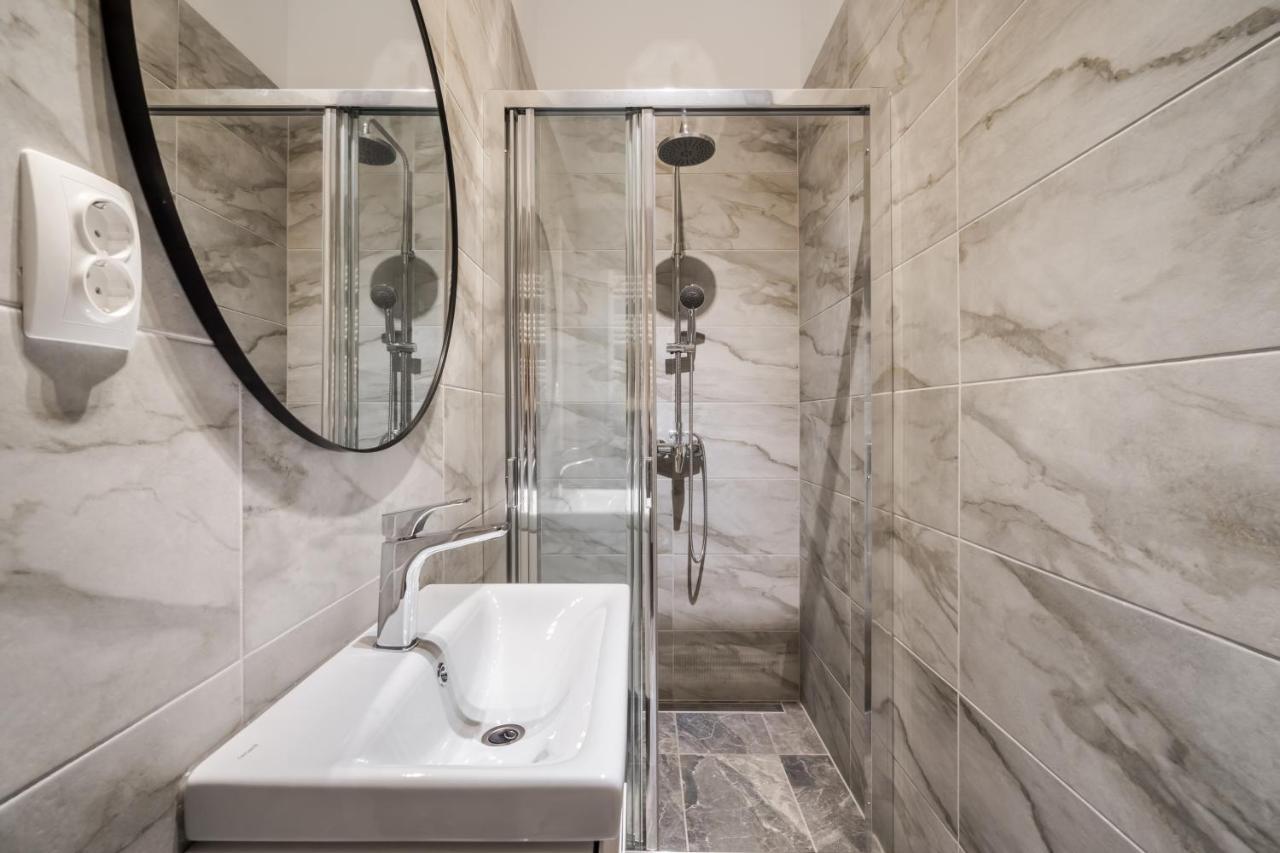 Bpr Sirius Suite With A/C Budapešť Exteriér fotografie