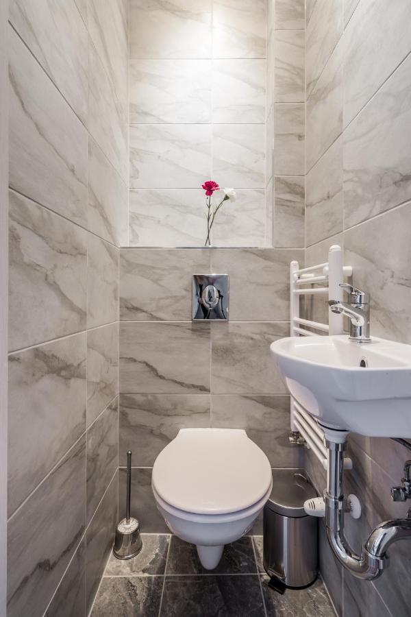 Bpr Sirius Suite With A/C Budapešť Exteriér fotografie