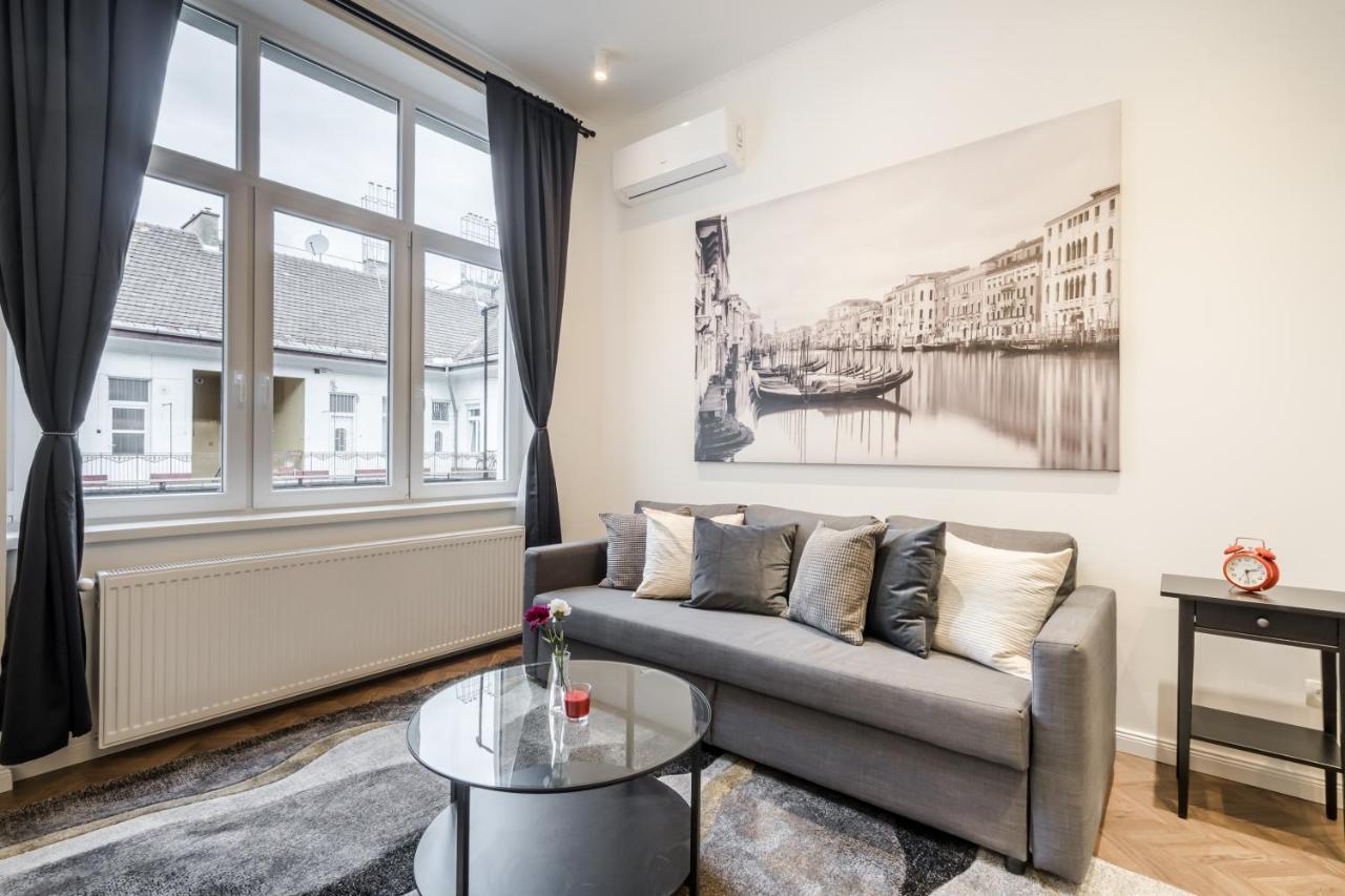 Bpr Sirius Suite With A/C Budapešť Exteriér fotografie